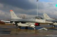 F-16C_90-0828_001.jpg