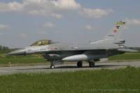 0512_033_88-0019_F-16C_TuAF.jpg