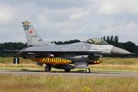 100_F-16C_93-0688_JV.jpg