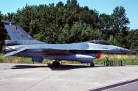 1996_FA-109_F-16A_LV_001.jpg