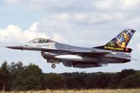 2003_F-16AM_FA-112_005_GD.jpg