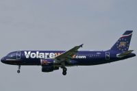 040529_I-PEKL_A320-200_VolareWeb.jpg