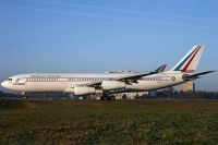 070204_F-RAJB_A340-300_CoTAM_French_Air_Force.jpg