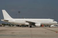 070826_YL-LCE_A320-200_XL_Airways_France.jpg