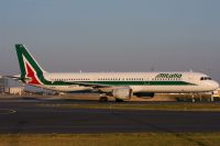 270908_I-BIXC_A321_Alitalia.jpg