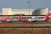 090710_G-CELC_B737-300_Jet2.jpg