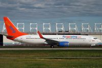 YUL070729_C-FTDW_B738W_SunWing.jpg