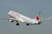 YUL070805_C-FFYM_Emb-190_Air_Canada.jpg