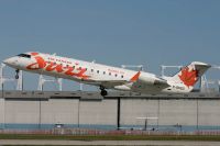 YUL070805_C-GKEZ_CRJ-200ER_Jazz_Air.jpg